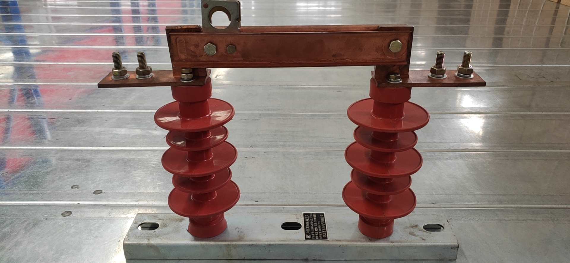 HGW9-12-400户外高压隔离开关